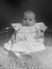 Olivias førstefødte datter Ella 1905.